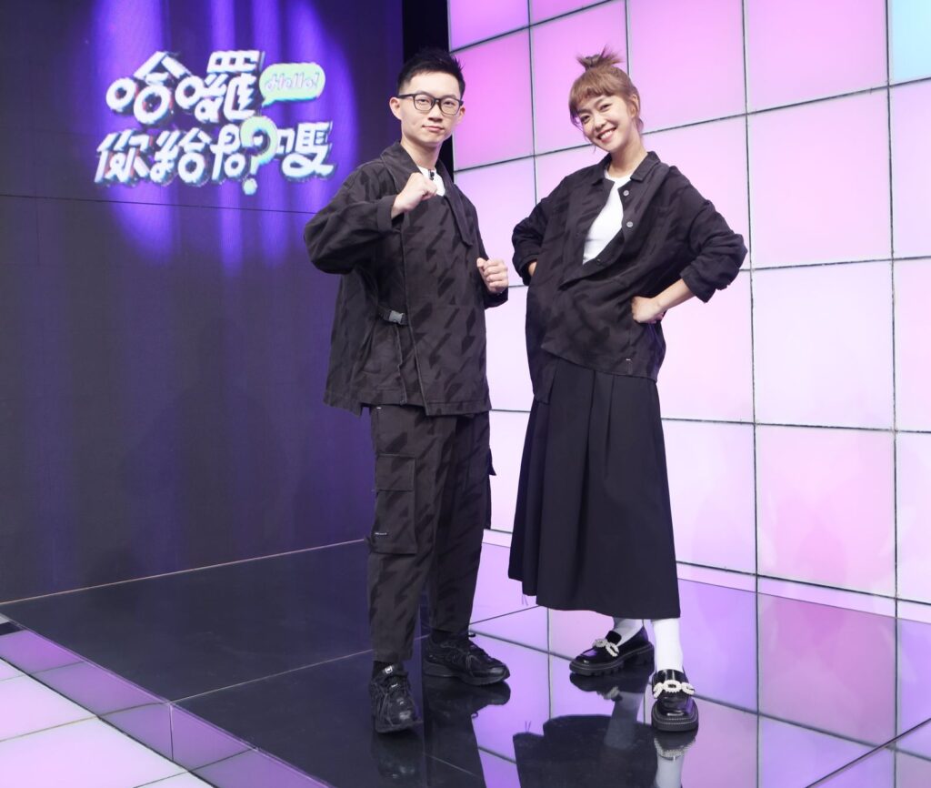 搭檔大霈主持！秒被問YT暫停　視網膜崩潰喊：沒停更就沒辦法站在你旁邊